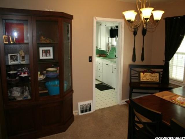 207 E 100 N, Kaysville, UT 84037 — photo 7