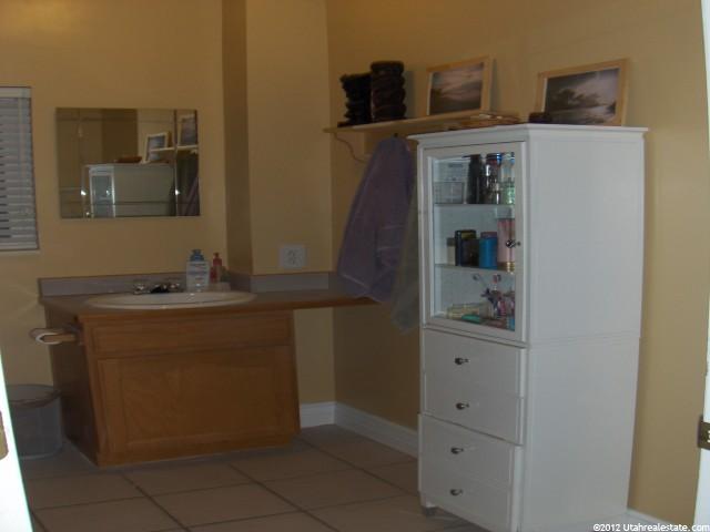 329 N 300 W, Provo, UT 84601 — photo 4
