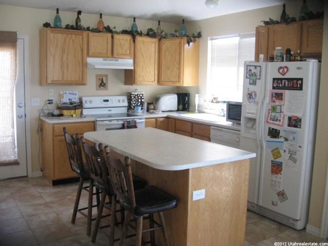 132 E 2600 S, Clearfield, UT 84015 — photo 3