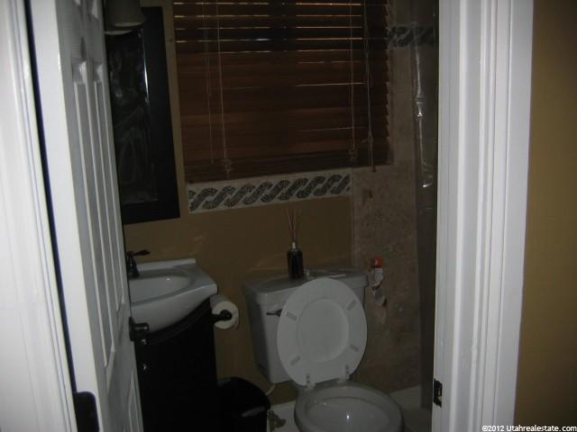 9411 Turnpike Ln, Sandy, UT 84070 — photo 5