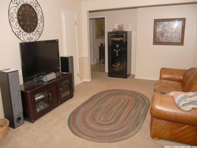 1321 Mitchell Dr, Ogden, UT 84403 — photo 4