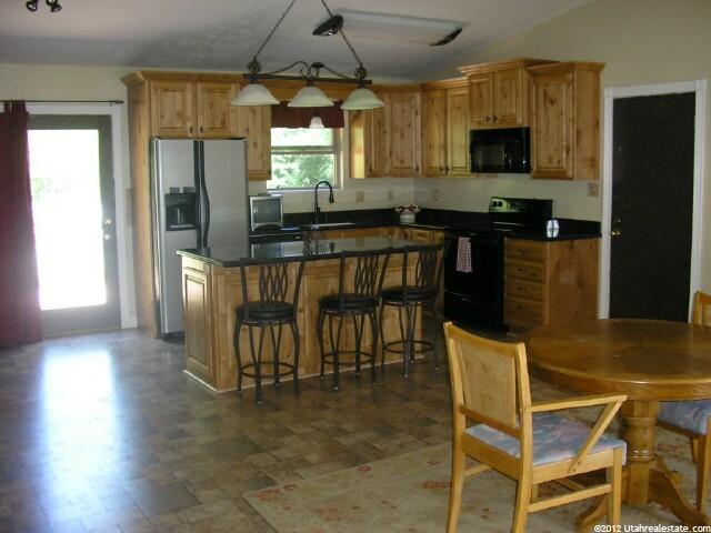 1106 W 5475 S, Riverdale, UT 84405 — photo 3