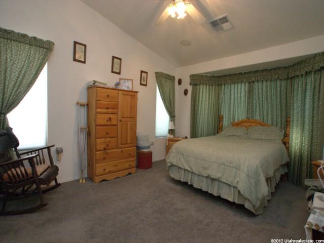 4457 S Broadmoor Dr, Bloomington, UT 84790 — photo 4