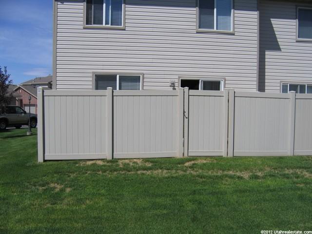 652 W 800 Ct N, Clinton, UT 84015 — photo 11