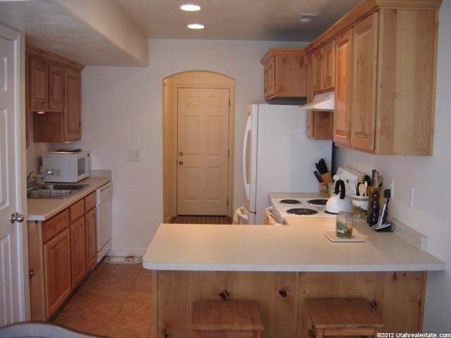 652 W 800 Ct N, Clinton, UT 84015 — photo 2