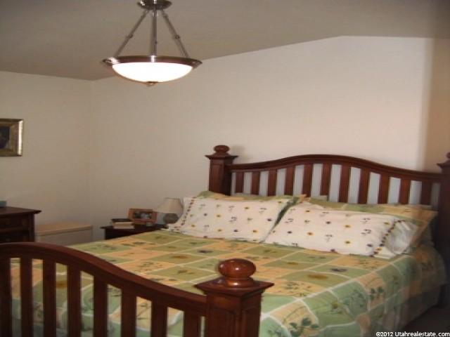 652 W 800 Ct N, Clinton, UT 84015 — photo 5