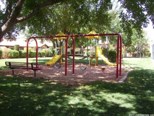 545 S Valley View Dr, St. George, UT 84770 — photo 10