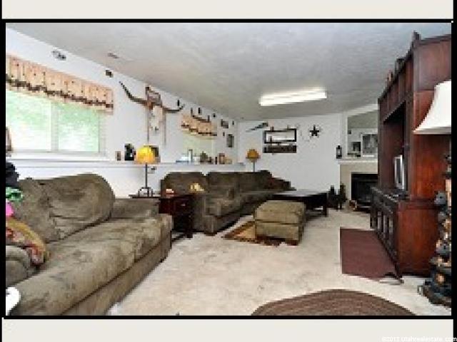 4845 S 3100 W, Roy, UT 84067 — photo 3