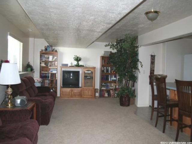 2073 W 2100 S, Syracuse, UT 84075 — photo 7