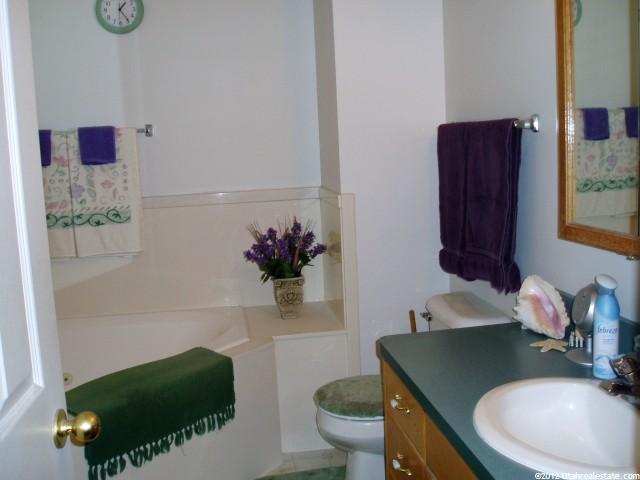409 W 325 S, Layton, UT 84041 — photo 5