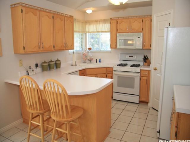 1128 E Pear Tree Dr, Sandy, UT 84094 — photo 6