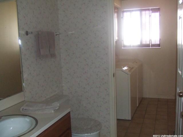 2627 N 1700 E, Layton, UT 84040 — photo 8
