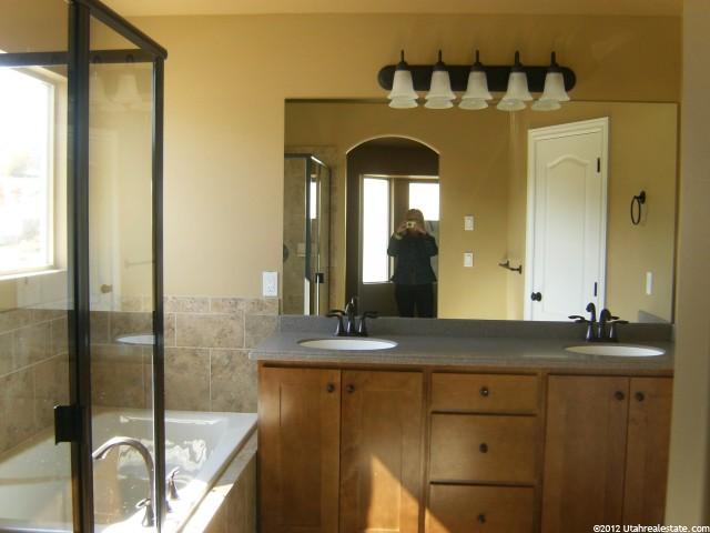 1810 Kay Ln, South Weber, UT 84405 — photo 8