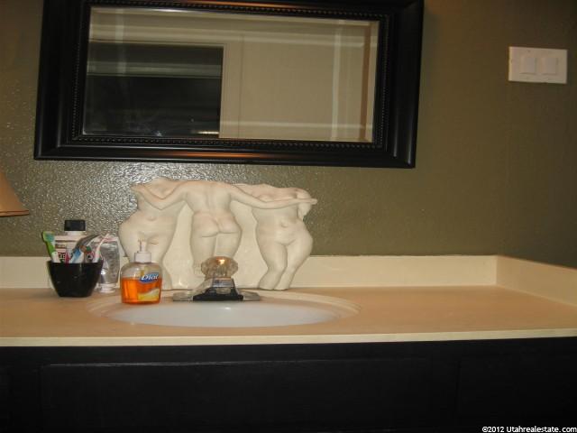 460 E Creekside Cir S, Murray, UT 84107 — photo 5
