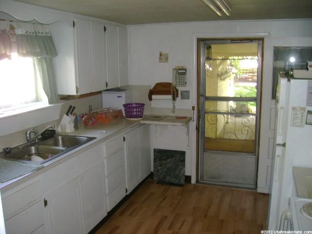 135 S 200 W, Vernal, UT 84078 — photo 4