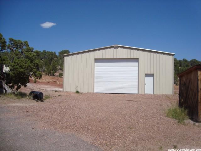 15964 N Deep Creek Rd, Lapoint, UT 84039 — photo 2