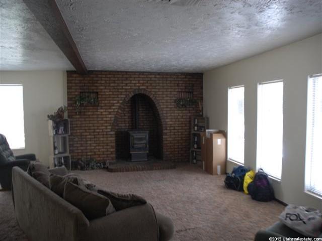 123 E Main St, Mt Pleasant, UT 84647 — photo 2