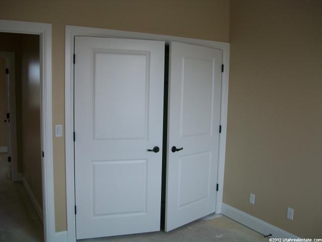 921 W 3150 S, Syracuse, UT 84075 — photo 8