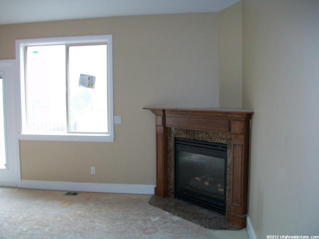 921 W 3150 S, Syracuse, UT 84075 — photo 9