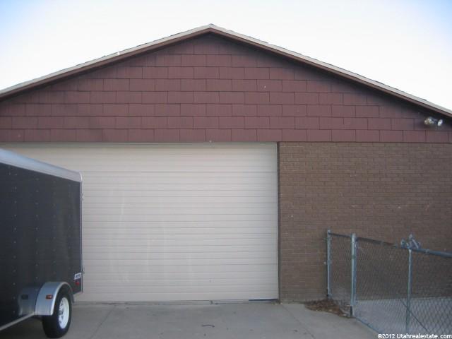 460 E 100 S, Centerville, UT 84014 — photo 2