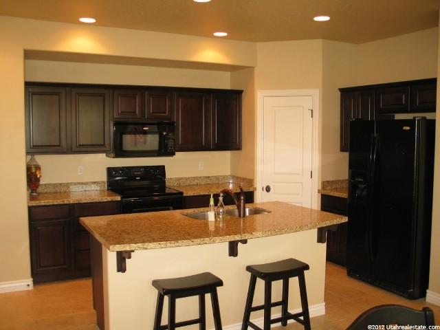 105 N 360 W, Centerville, UT 84014 — photo 6