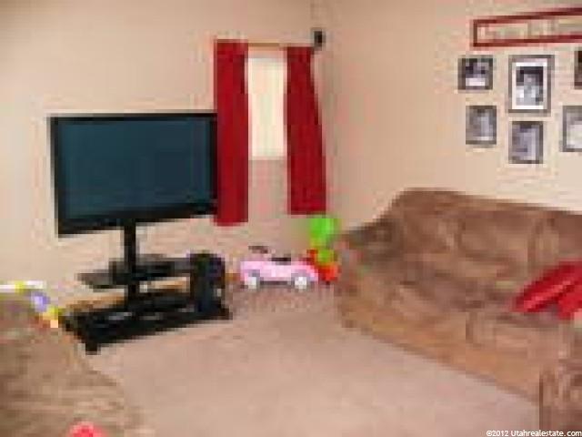 670 W 250 N, Vernal, UT 84078 — photo 5