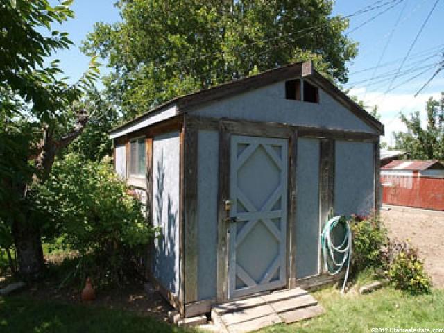 92 W 800 N, Bountiful, UT 84010 — photo 10