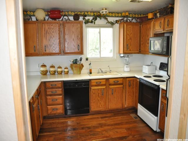 626 S 1600 E, Pleasant Grove, UT 84062 — photo 2