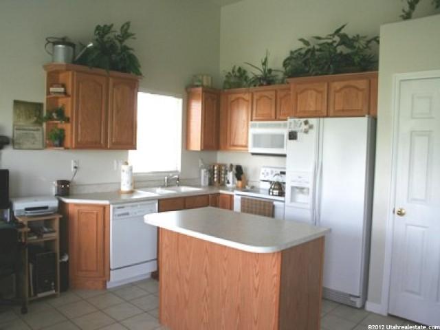 2316 N 2350 W, Clinton, UT 84015 — photo 2