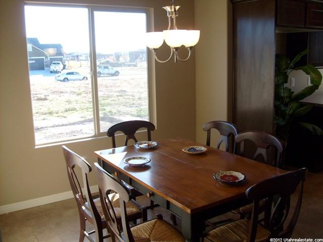 2373 N 1445 W, Clinton, UT 84015 — photo 4