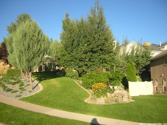 778 N Skyline Dr, Bountiful, UT 84010 — photo 4