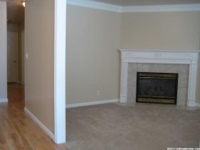 976 S 400 E, Centerville, UT 84014 — photo 2