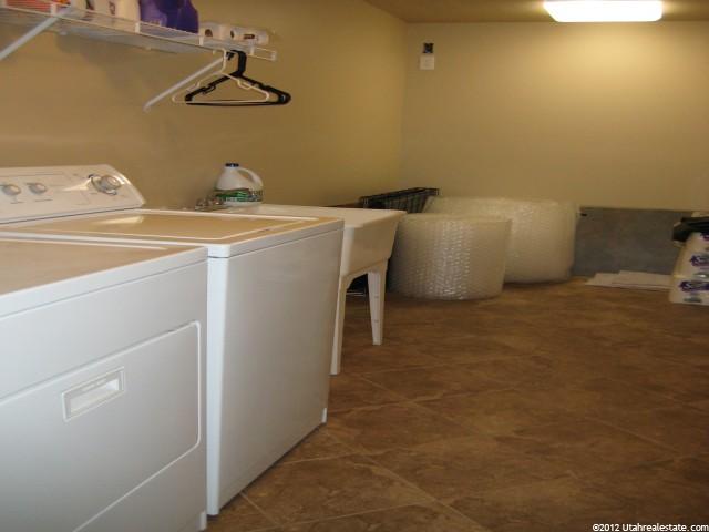 2093 View Dr, South Weber, UT 84405 — photo 12
