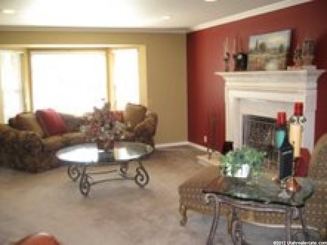 483 E Holstein Way S, Murray, UT 84107 — photo 2