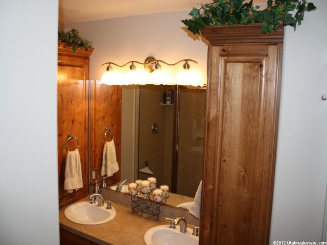 6082 S 1150 E, Ogden, UT 84405 — photo 3