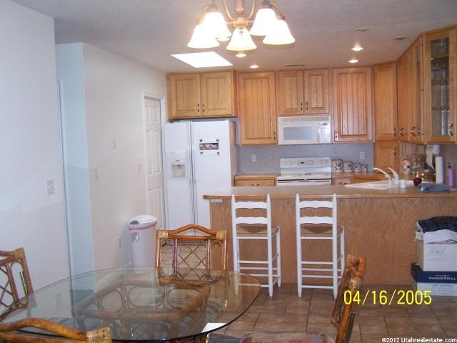 5137 S 350 E, Washington Terrace, UT 84405 — photo 3