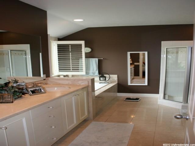 1961 Quartzridge Dr, Sandy, UT 84092 — photo 6