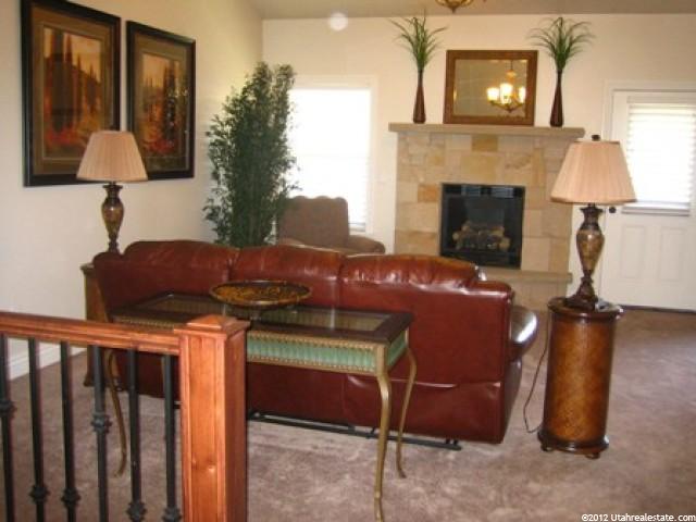 211 W Chase Ln, Centerville, UT 84014 — photo 4