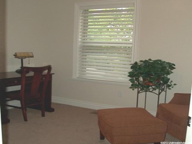211 W Chase Ln, Centerville, UT 84014 — photo 8