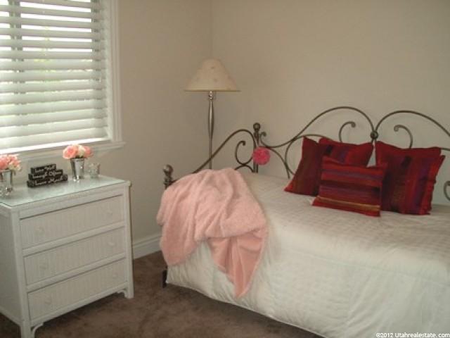 211 W Chase Ln, Centerville, UT 84014 — photo 9