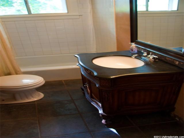 165 S 100 E, Millville, UT 84326 — photo 12