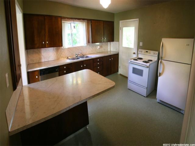165 S 100 E, Millville, UT 84326 — photo 9