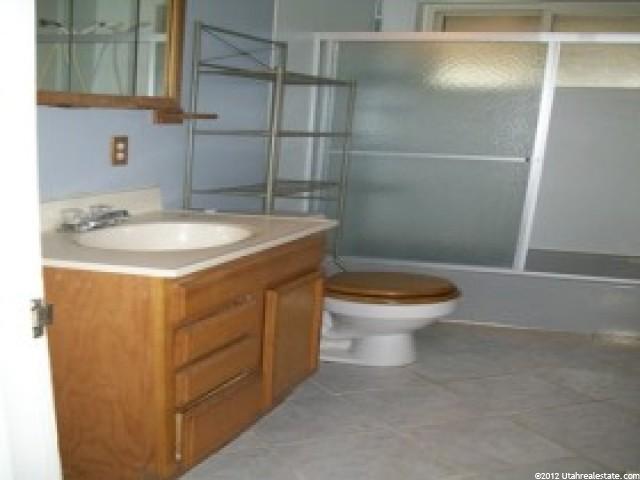 648 Ann St, Clearfield, UT 84015 — photo 6