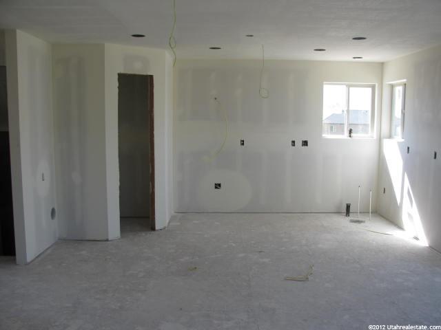 385 E 2260 S, Heber City, UT 84032 — photo 3