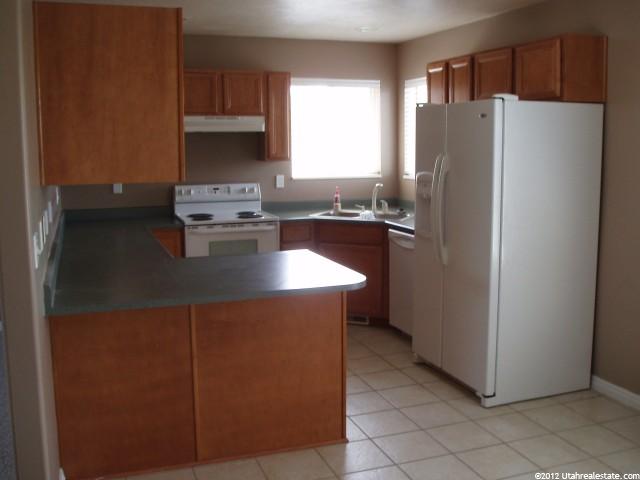 299 S Willow Dr W, Logan, UT 84321 — photo 3