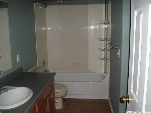 299 S Willow Dr W, Logan, UT 84321 — photo 5