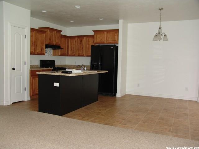 2117 Glamis Ct, Draper, UT 84020 — photo 2