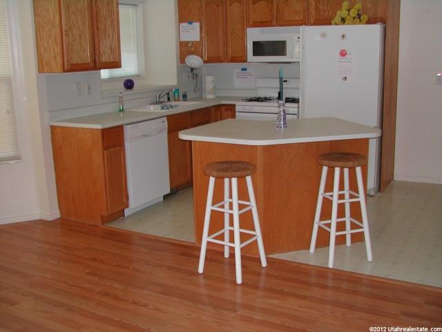321 W 75 S, Clearfield, UT 84015 — photo 2