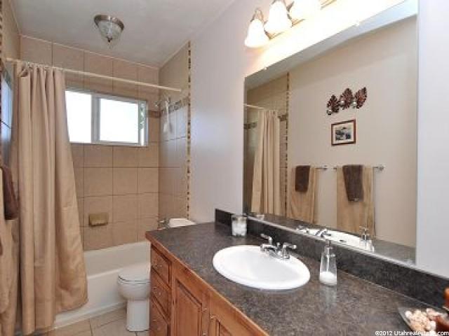 2081 W 4750 S, Roy, UT 84067 — photo 6