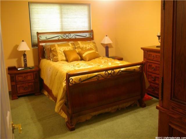 8051 S 2575 E, South Weber, UT 84405 — photo 5